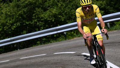Tour de France: Tadej Pogacar pounces again to deflate Vingegaard in Pyrenees