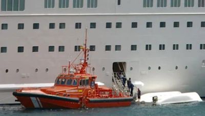 Cruise ship rescues 68 migrants, finds 5 bodies in wood boat adrift in Atlantic Ocean
