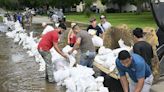 Much of US still baking while floods beset Iowans | Arkansas Democrat Gazette