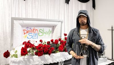 Eminem receives BRIT Billion Award