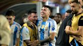 Chant raciste des joueurs argentins: un membre du gouvernement argentin réclame des excuses de Messi