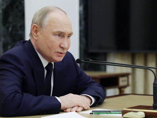 Vladimir Putin llega a China para una visita de Estado mientras las fuerzas rusas avanzan en Ucrania