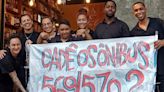 Moradores e comerciantes de Laranjeiras protestam contra sumiço de linhas de ônibus 569 e 570 | Rio de Janeiro | O Dia