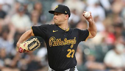 Marco Gonzales picks up 1st win, leads Pirates in return from IL