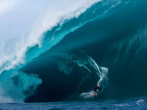 Watch Kauli Vaast, Olympic Gold Medalist, Get Destroyed on a Monster Wave at Teahupo’o