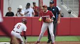 Sooners' offense overwhelms Seminoles, takes 1-0 series lead