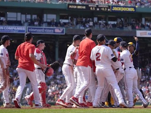 MLB》連續短打激怒投手 紅襪、釀酒人清空板凳對峙