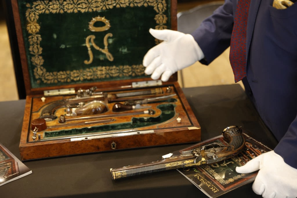 Pistols Napoleon Planned to Use for Suicide Sell in France for $1.84 M.