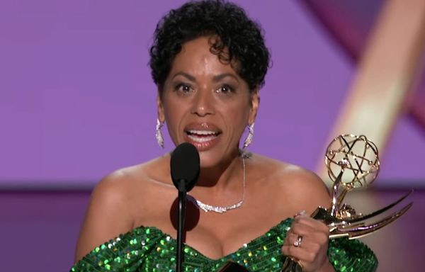 “The Bear”'s Liza Colón-Zayas Admits She Didn't Write Emmys Speech Because She Didn't Think Winning Was 'Possible'