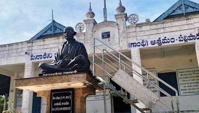 Ashram launched by Mahatma Gandhi cries for attention