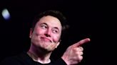 Elon Musk Is Dumping Billions in Tesla Stock