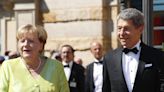 Prof. Dr. Joachim Sauer wird 75: Der Mann hinter Angela Merkel
