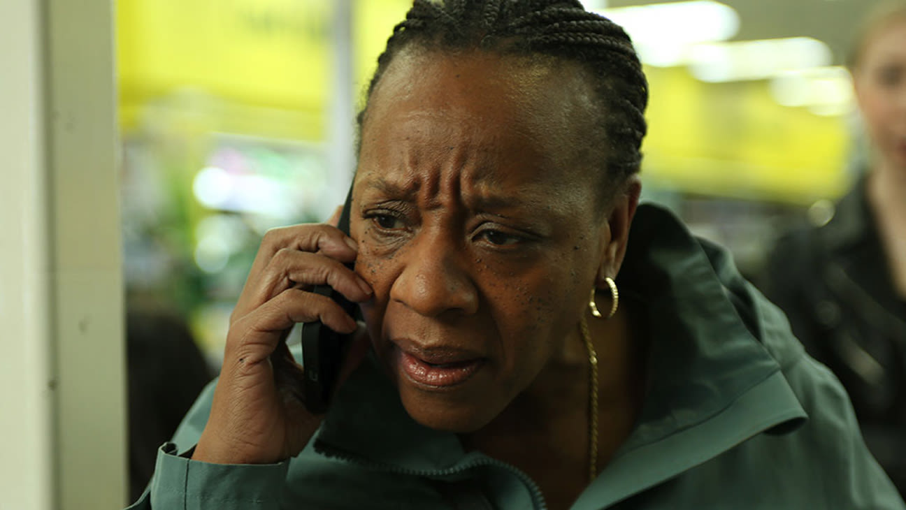 Mike Leigh Reunites With Marianne Jean-Baptiste as Angry Sister in ‘Hard Truths’ Trailer