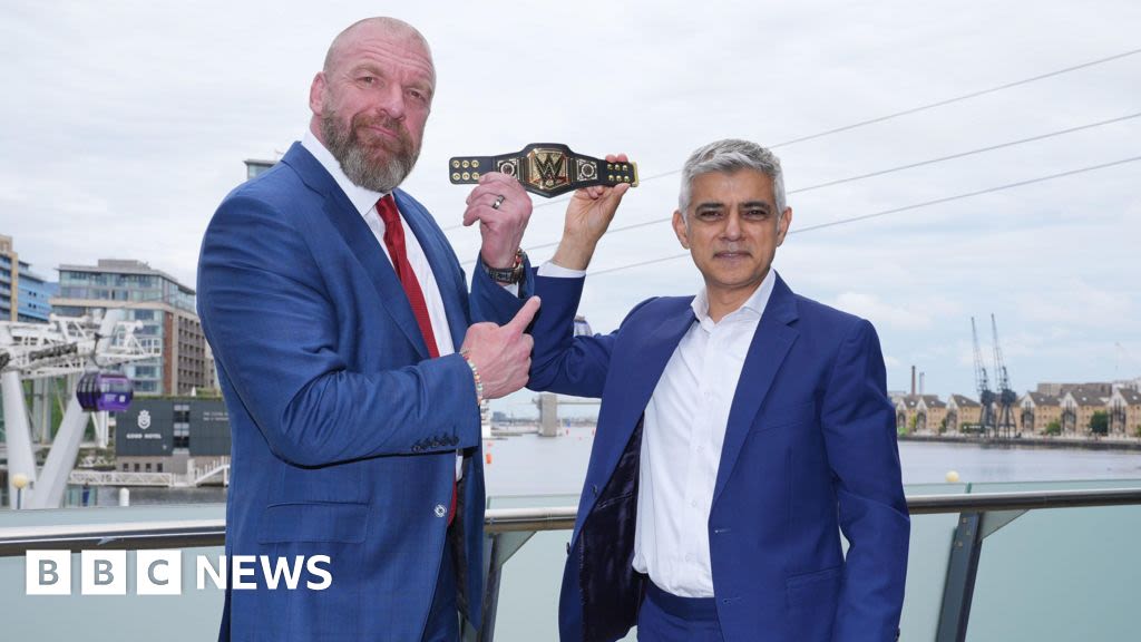 Sadiq Khan urges WWE to bring WrestleMania to London
