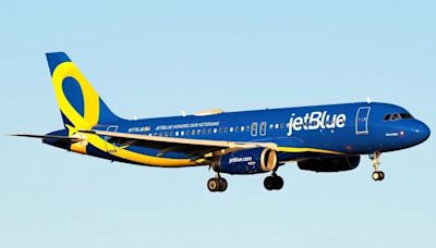 Passenger Sues JetBlue For $1.5 Million Claiming Hot Tea Burned Her During Turbulence