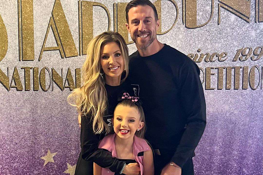 Former NFL Star Alex Smith Reveals Daughter, 8, Used Dance as 'Therapy' After Her Third 10-Hour Brain Surgery