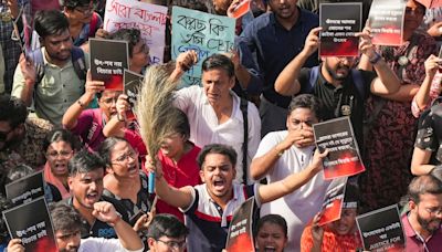 "Compelled To...": Bengal Doctors Resume Strike Over RG Kar Hospital Killing