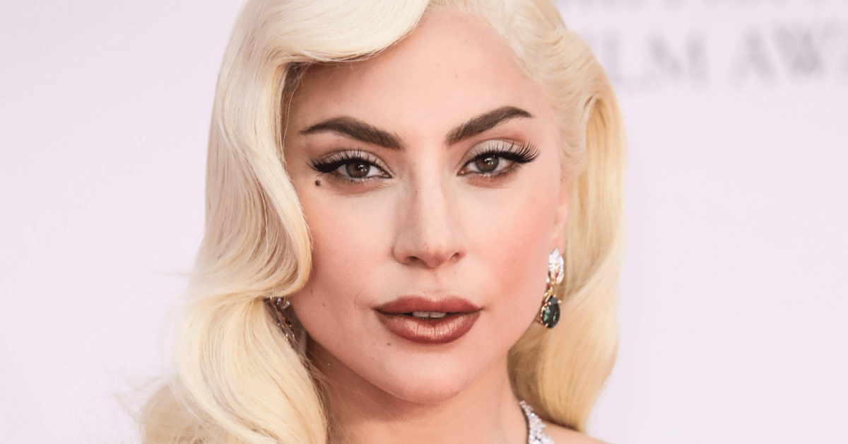 Lady Gaga Enjoys Posh Dinner Date in Malibu With Rarely-Pictured Boyfriend