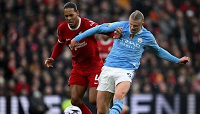 Jamie Carragher uses Erling Haaland to make Virgil van Dijk point as Liverpool challenge clear