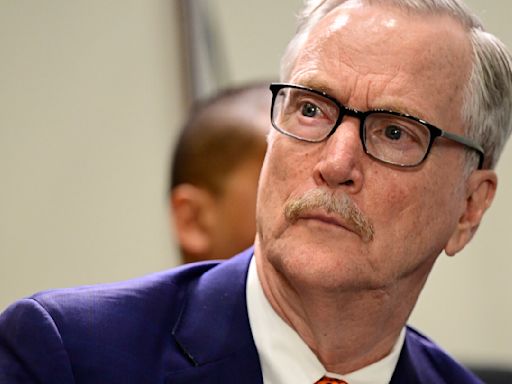 George McCaskey moonlights as a youth sports official