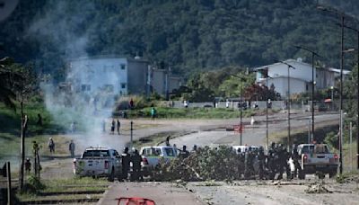 Nouvelle-Calédonie: le couvre-feu prolongé jusqu'au 8 juillet et les rassemblements interdits ce week-end