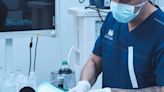 Un cirujano veterinario de la provincia de Jaén salva la vida a un cachorro de lince ibérico gracias a una intervención quirúrgica pionera realizada en colaboración con un equipo de Valencia