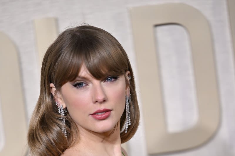 Taylor Swift, Scooter Braun documentary coming in June to discovery+, Max
