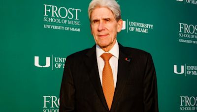 Este es el grado de estudios de Julio Frenk, el primer mexicano que se convierte en rector de la Universidad de California Los Angeles