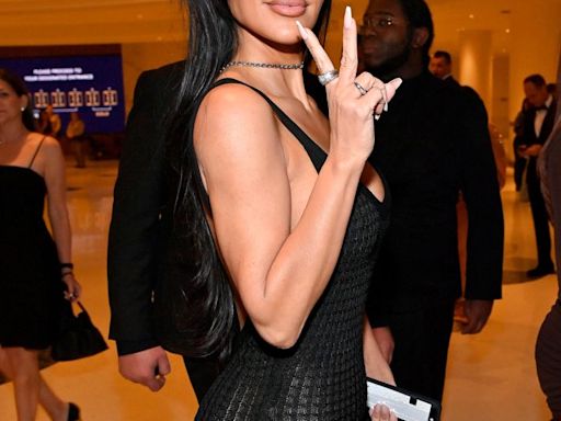 Kim Kardashian Throws Up Peace Sign Outside White House After Event With VP