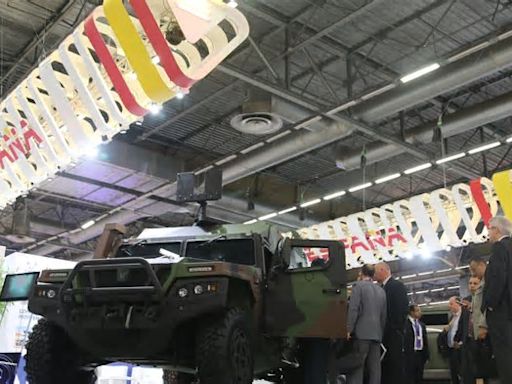 España despliega su industria de Defensa en la feria de Chile para asaltar el mercado latinoamericano