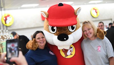 Why a Buc-ee's near Memphis is a big deal: What the travel center is known for and how it could impact West Tennessee