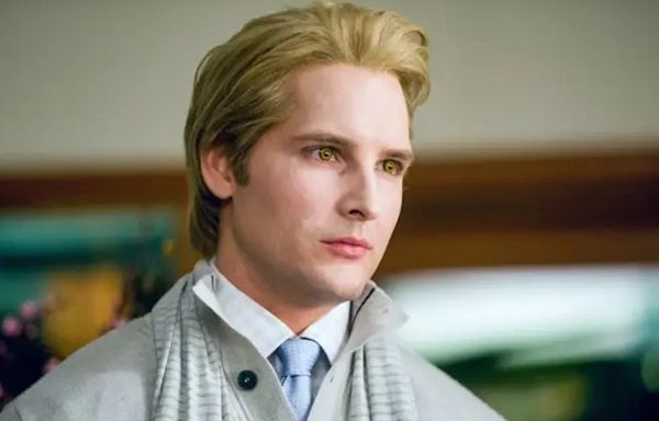 Did Twilight vampire dad Peter Facinelli get to keep Carlisle Cullen’s severed head? We asked