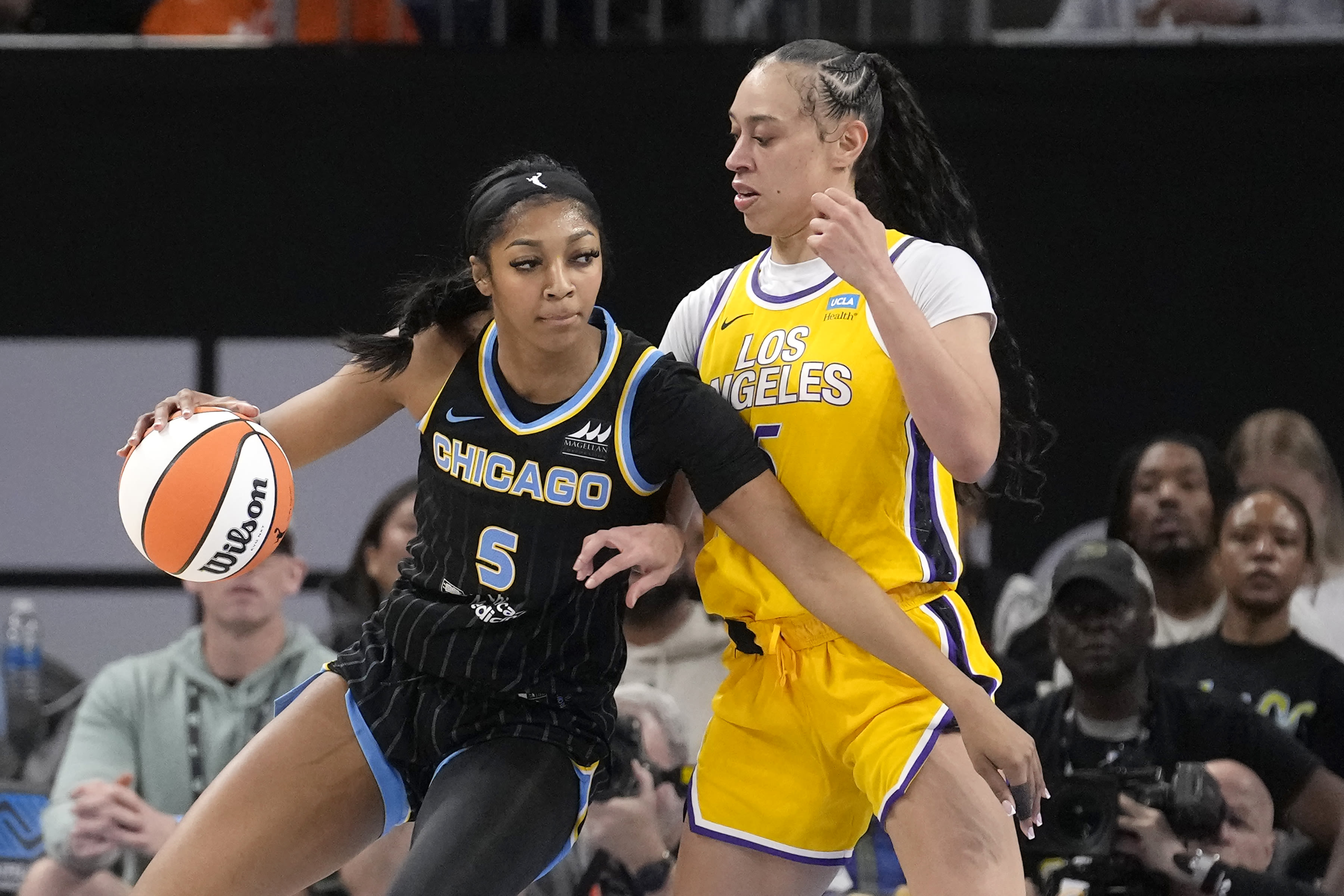 Marina Mabrey hits 6 3-pointers, scores 20 as the Sky beat the Sparks for 1st home win