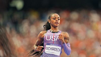 Sha’Carri Richardson takes silver in women’s 100-meter final
