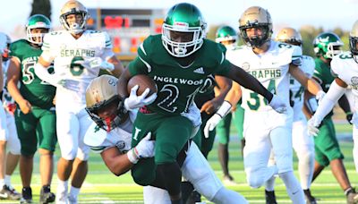 Mater Dei, St. John Bosco, Corona Centennial and Inglewood pick up football victories