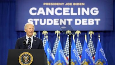 Missouri, Kansas judges temporarily halt much of President Biden's student debt forgiveness plan