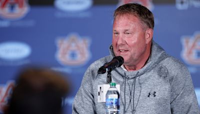 Auburn’s Hugh Freeze wants players to sign a contract similar to coaches