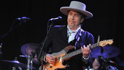 Happy Birthday! Bob Dylan | 99.7 The Fox | Jeff K