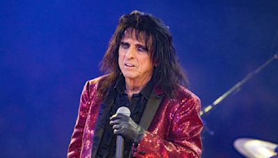 What Is Alice Cooper’s Net Worth? Exploring Life And Career Of The Rock Singer