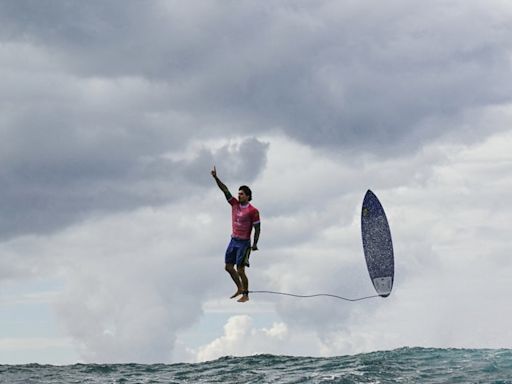 「代表今屆奧運的照片」可能已經出爐！懸浮半空的滑浪選手 Gabriel Medina，引發社交媒體熱話