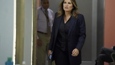 ‘Law & Order: SVU’ detective’s costume joins Smithsonian collection