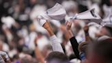 Watch: Fans go crazy after Nuggets miss free throws for free chicken sandwich