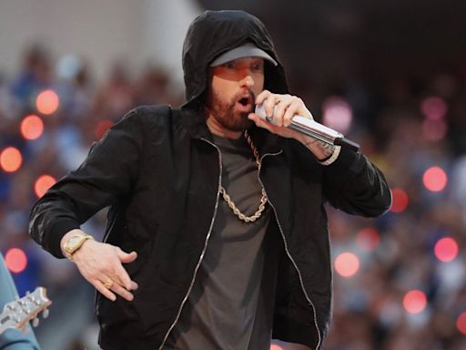 Rapper Eminem says 'Death of Slim Shady' set for summer release