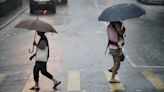 大雨｜天文台：未來兩三小時香港廣泛地區可能受大雨及強陣風影響