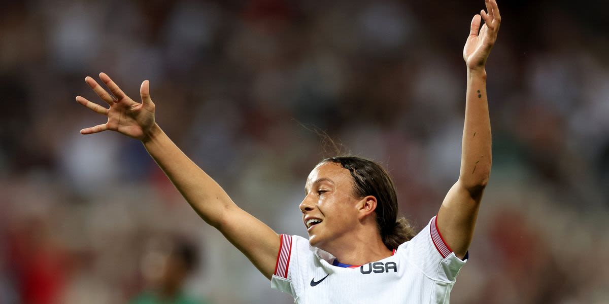 Fans Gush Over Mallory Swanson After U.S. Wins First Olympic Soccer Match