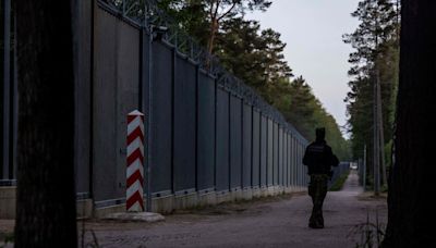 Poland to Analyze Whether to Reopen One Belarus Border Crossing