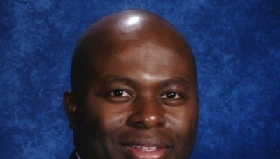 Dexter Suggs to head Merrillville schools