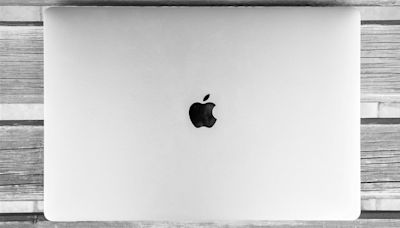 摺疊MacBook有望提前問世？郭明錤喊不便宜：恐要價11萬