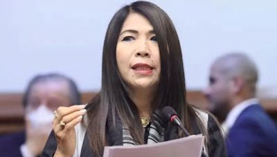 María Cordero: Poder Judicial aprueba formalizar y seguir con investigación por recorte de sueldo