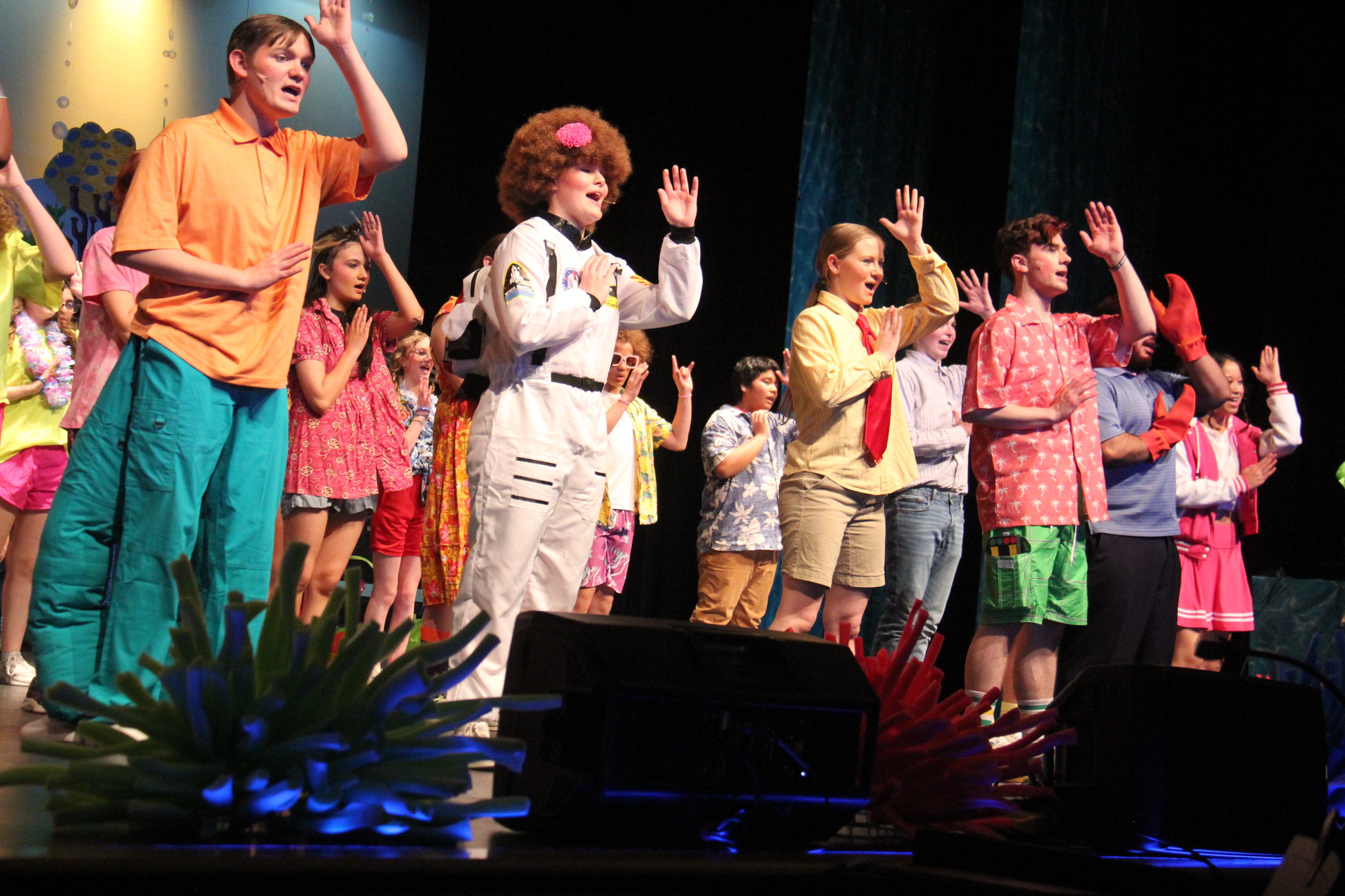 Perry students receive Iowa High School Musical Theater Awards for ‘SpongeBob’ performances